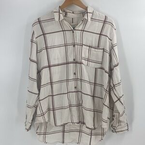 Universal threads relaxed fit cotton plaid long sleeve button front  shirt